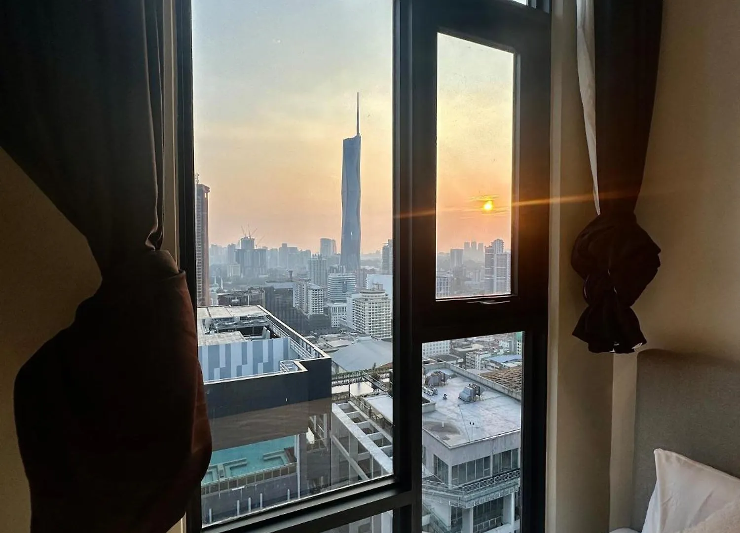 Axon Suites Infinity Pool 쿠알라룸푸르 아파트