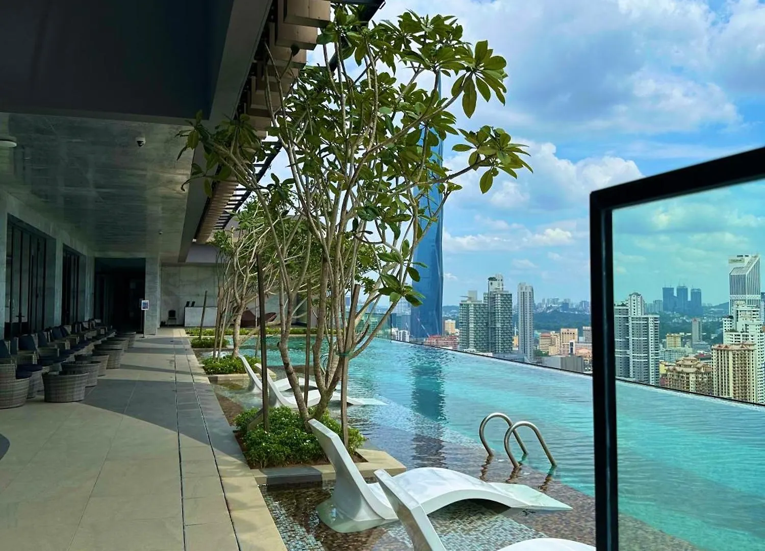 Axon Suites Infinity Pool Kuala Lumpur 0*,  Malaysia