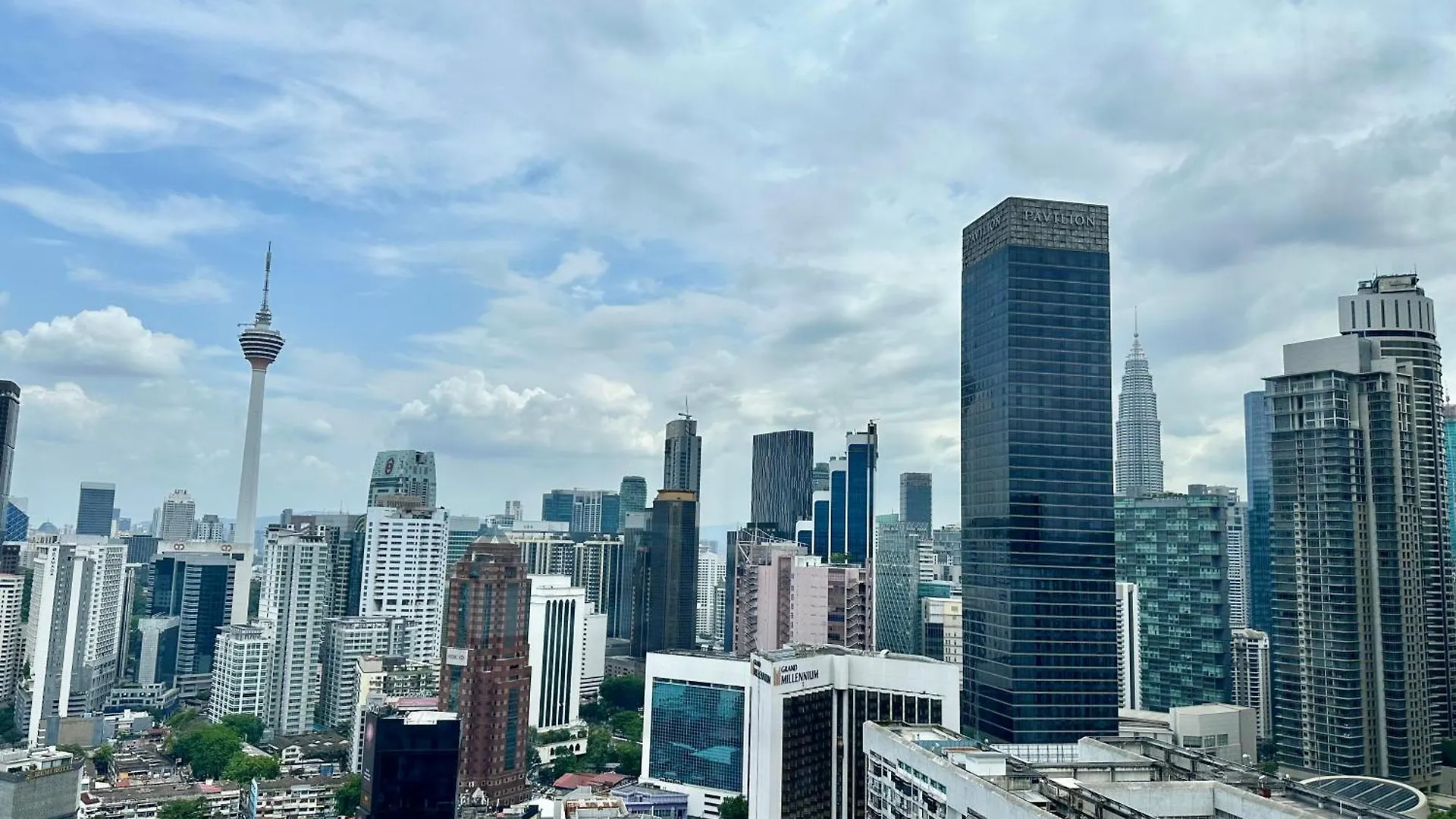 Axon Suites Infinity Pool Kuala Lumpur